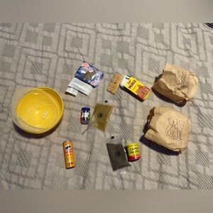 Mini Verse Real Brands